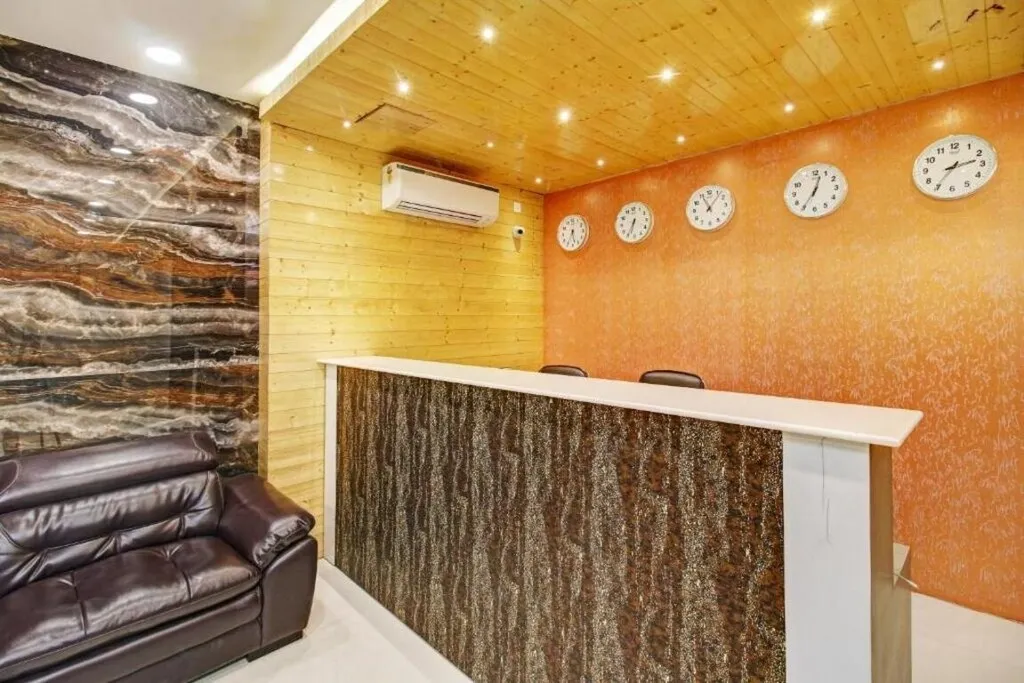 hotel near bhopal railway station - hotel divine casa