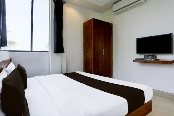 group holiday hotels in hotel easy stay bhopal