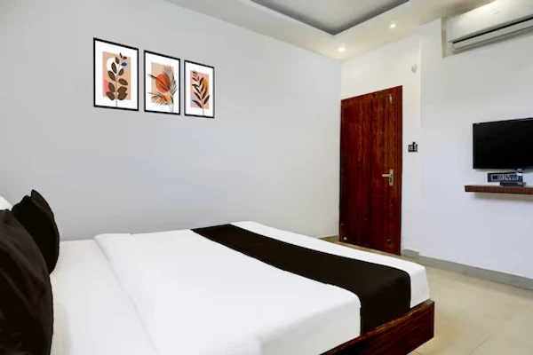 family hotel with pool in mp nagar zone 1, bhopal - hotel easy stay