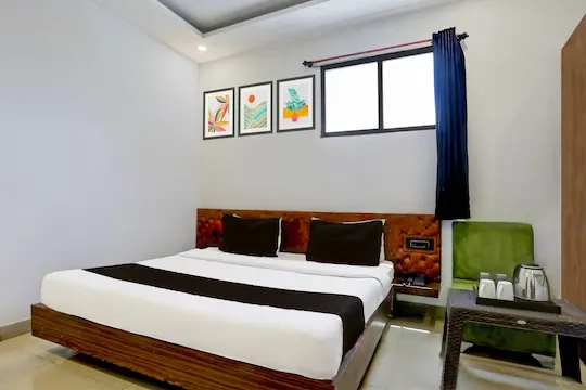 hotel with meeting room in mp nagar zone 1, bhopal - hotel easy stay