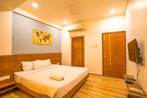 hotel in mp nagar zone 2, bhopal for family - hotel g shy