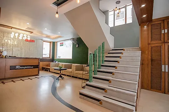 cheap hotels in hotel g shy bhopal