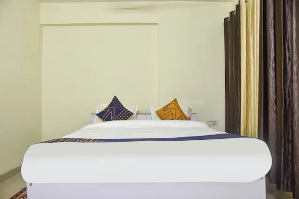 hotel near bhopal airport - hotel g star