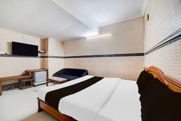 cheap hotels in hotel ganpati bhopal