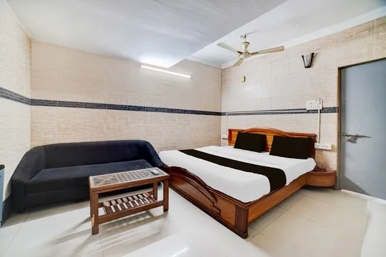 luxury hotel in hotel ganpati bhopal