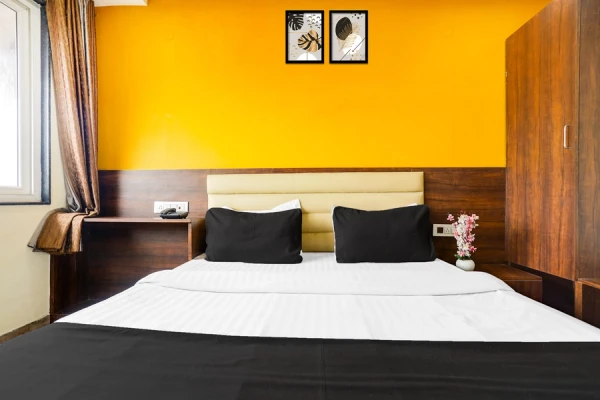 hotel near bhopal railway station - hotel gaurav palace