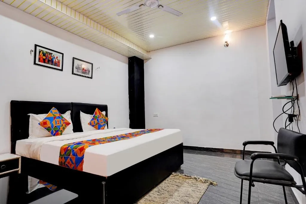 business travel hotels in hotel gauri shree bhopal
