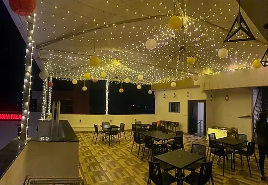 day use hotels in hotel golden bliss bhopal
