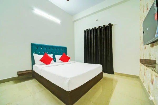 cheap and best hotels in hotel hs bhopal