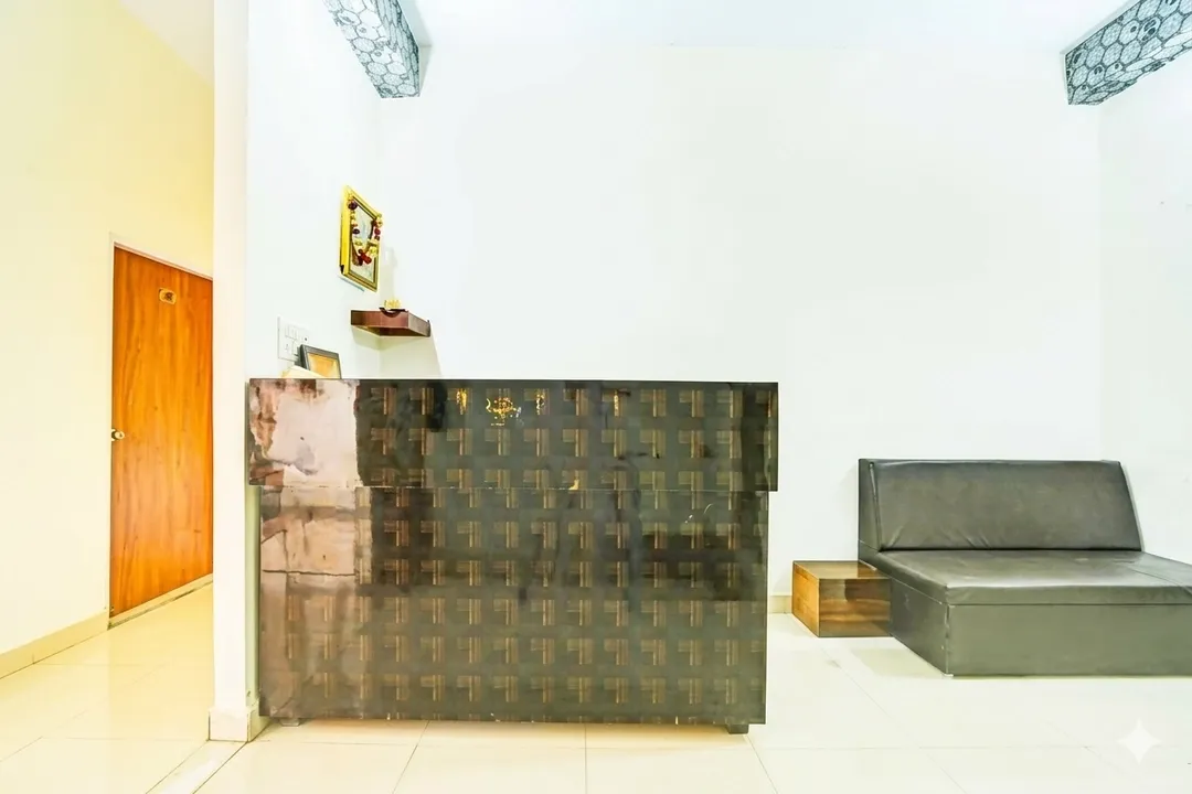 unmarried couple friendly hotels in hotel hs bhopal