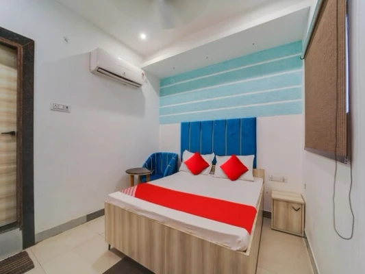 hotel with swimming pool in ashoka garden, bhopal - hotel jagdamba palace