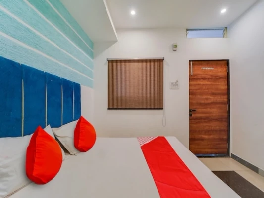 hotel with swimming pool in ashoka garden, bhopal - hotel jagdamba palace