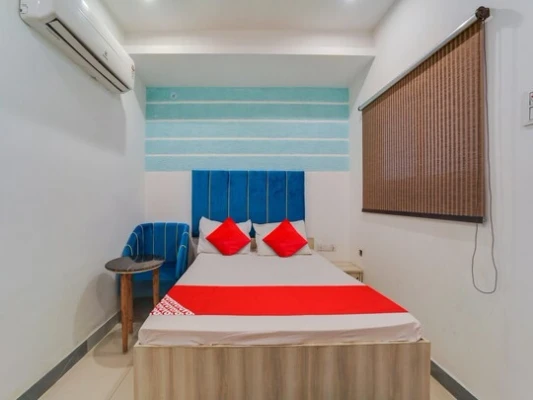 hotel with meeting room in ashoka garden, bhopal - hotel jagdamba palace