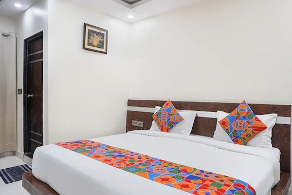 family hotel with pool in narmadapuram road, bhopal - hotel jalsa dlx