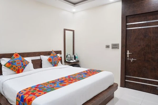 family hotel with pool in narmadapuram road, bhopal - hotel jalsa dlx