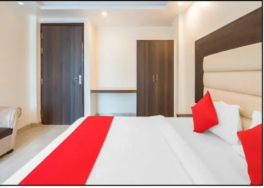24 hours check in hotels in hotel jk palace bhopal