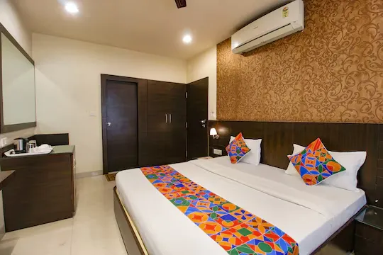 3 star hotel in mp nagar zone 2, bhopal - hotel kamla regency