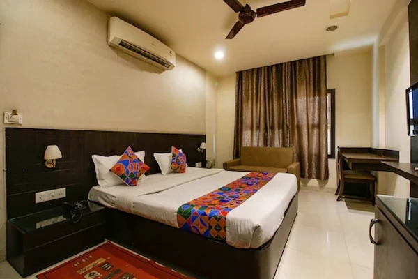 best luxury hotels in hotel kamla regency bhopal