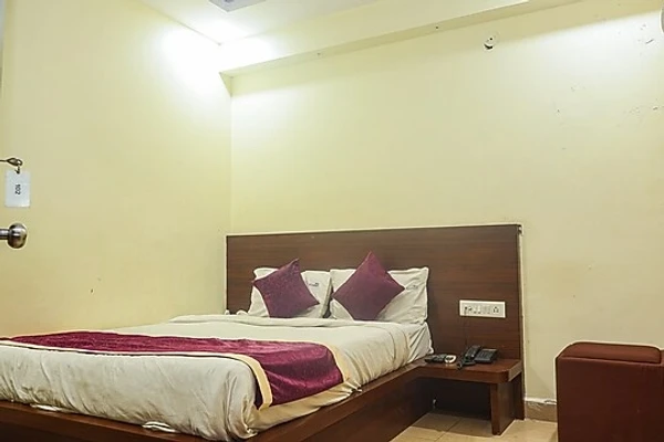 best 24 hours check in hotels in hotel kasturi continental bhopal