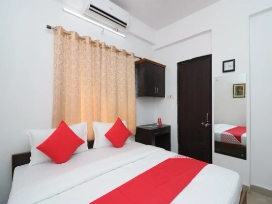 hotels for unmarried couples in hotel krishnayan bhopal
