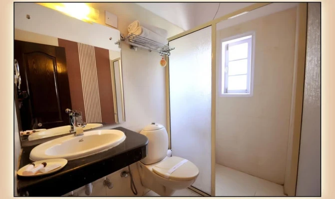 honeymoon hotels in hotel lal's plaza bhopal