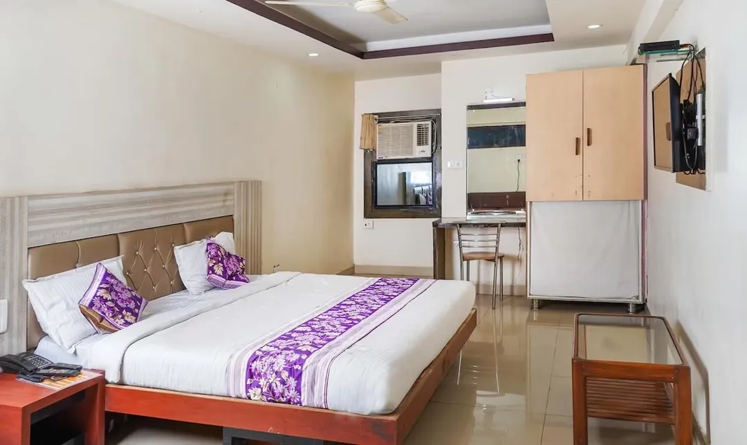 hourly hotels in hotel lal's plaza bhopal
