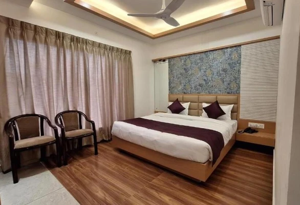 family hotel with pool in narmadapuram road, bhopal - hotel lotus blue