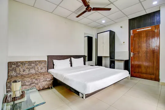 corporate hotels in hotel manjeet bhopal