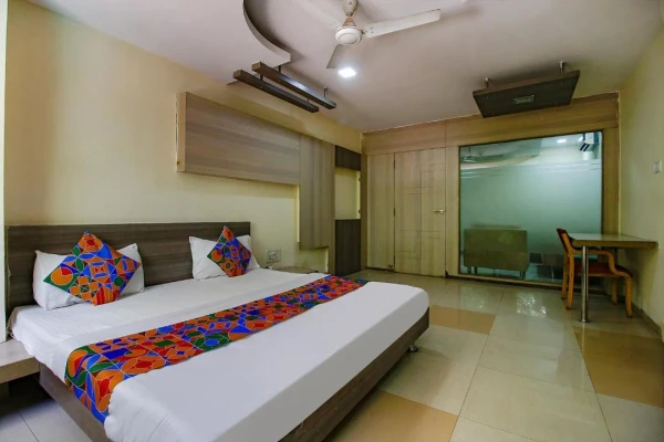 hotel near bhopal railway station - hotel manpreet