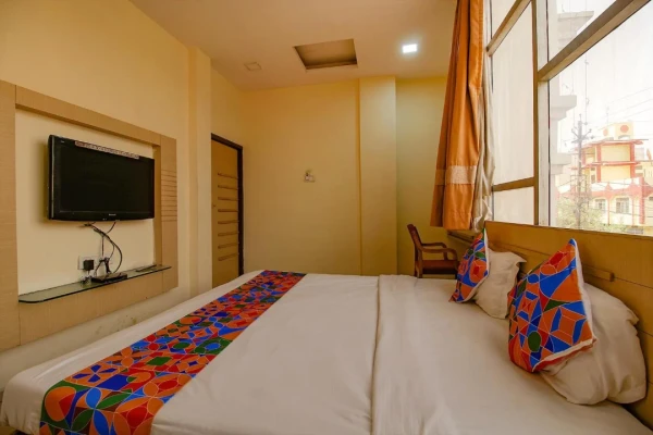 best couple friendly hotels in hotel manpreet bhopal