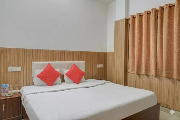 hotel with meeting room in ashoka garden, bhopal - hotel mansa