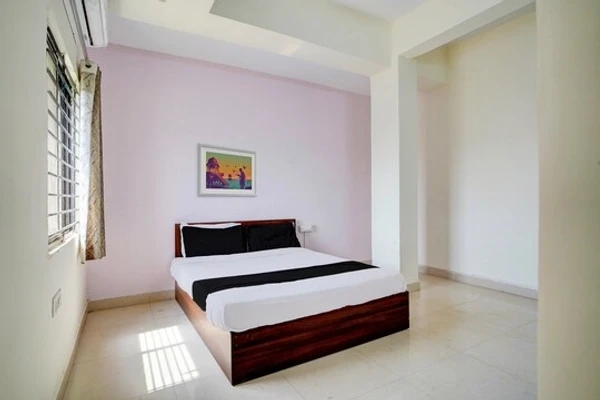 hotel with bar in kolar road, bhopal - hotel mav