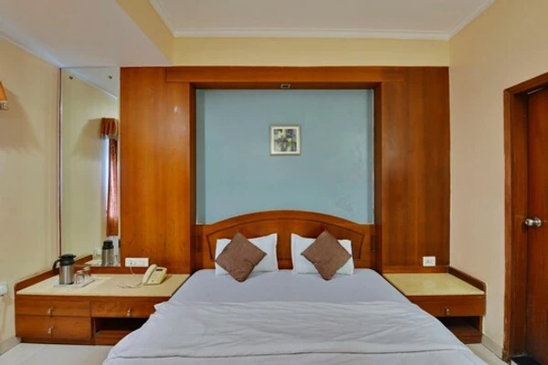 best hourly hotels in hotel mayuri bhopal