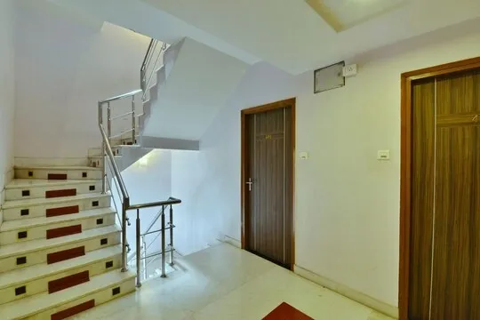 early check in hotels in hotel mayuri bhopal