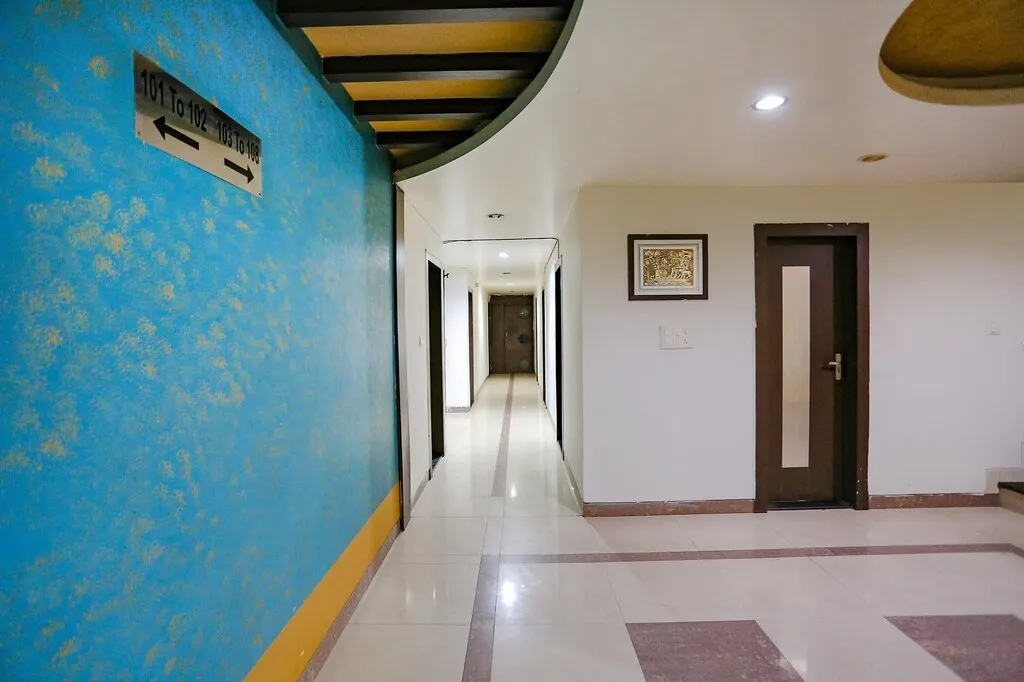 best hourly stay in hotel midland bhopal