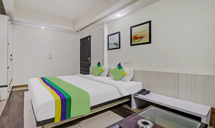hotel near bhopal railway station - hotel mohit regency