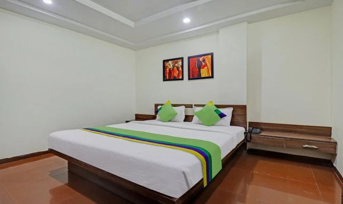 best hotels for few hours in hotel mohit regency bhopal