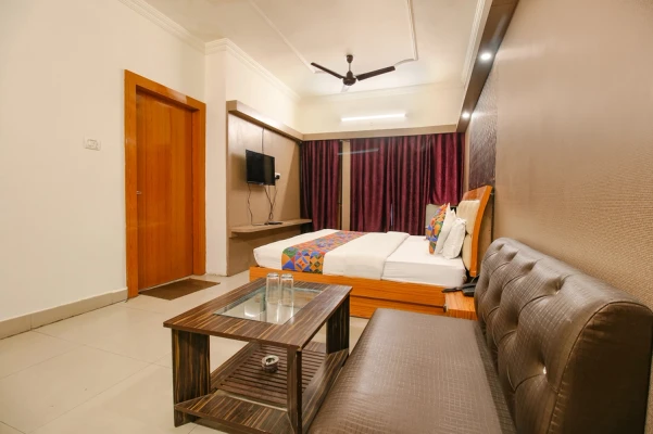 best hotels in hotel neena palace bhopal