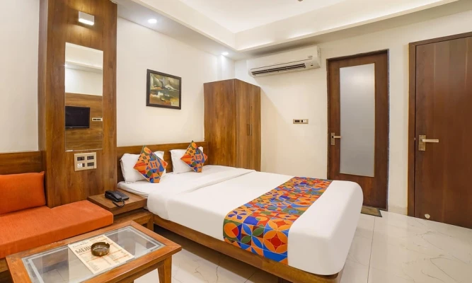 hotel with free parking in mp nagar zone 2, bhopal - hotel new mohit regency