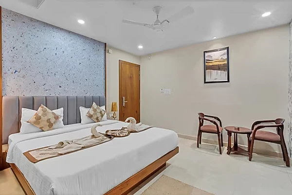 hotel near bhopal airport - hotel ocean breez