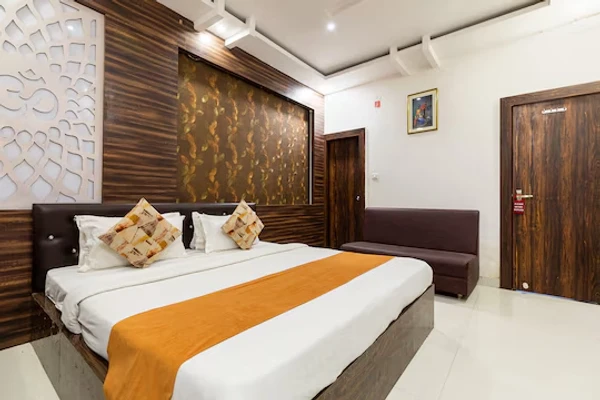 hotel with gym in danish nagar, bhopal - hotel ocean pearl