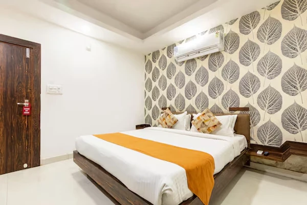 hotel with free parking in danish nagar, bhopal - hotel ocean pearl