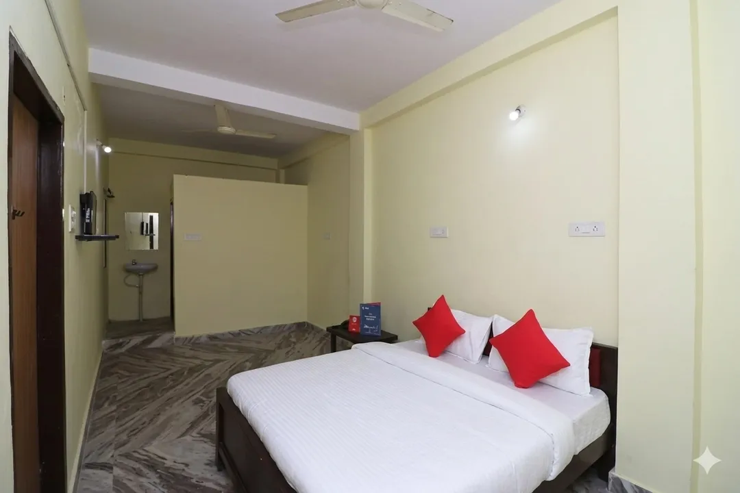 budget hotel in ashoka garden, bhopal - hotel om sai plaza