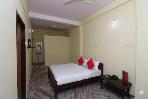 night stay hotels in hotel om sai plaza bhopal