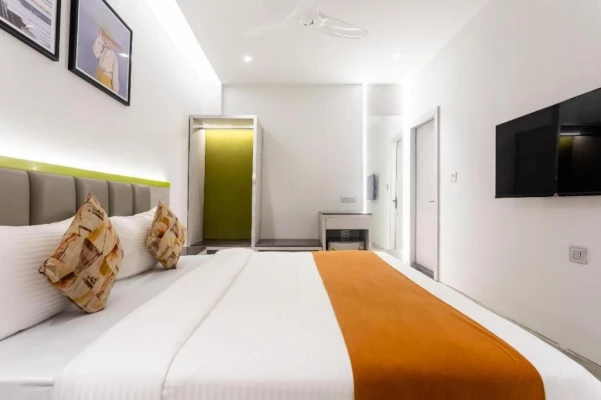 hotel near bhopal airport - hotel orrange street unit of rvs group