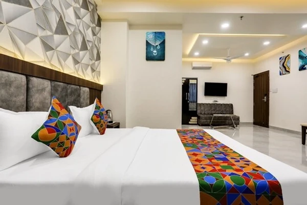 budget hotel in chetak bridge, bhopal - hotel panchwati regency