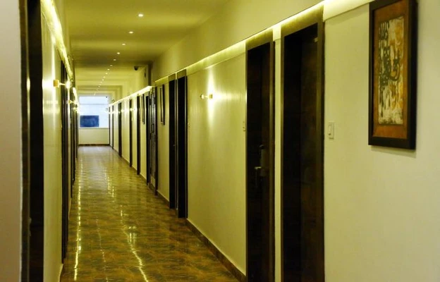 best hotel in hotel rajdoot gaurav bhopal