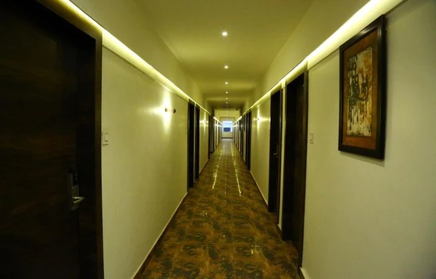 24 hours check in hotels in hotel rajdoot gaurav bhopal