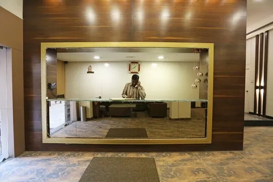best luxury hotels in hotel rajdoot gaurav bhopal