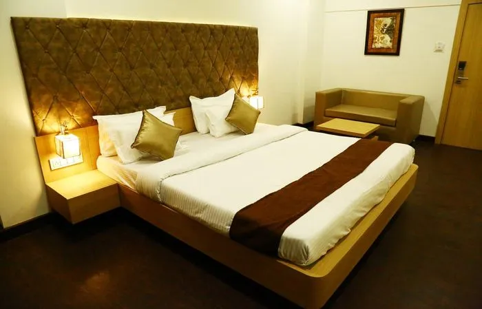 star hotels in hotel rajdoot gaurav bhopal